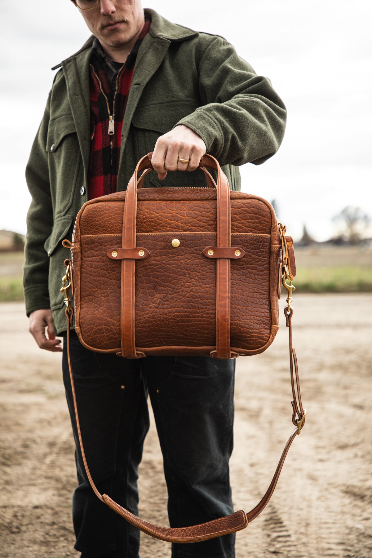 Standard Bison Briefcase No. 2002 Homestead Brand