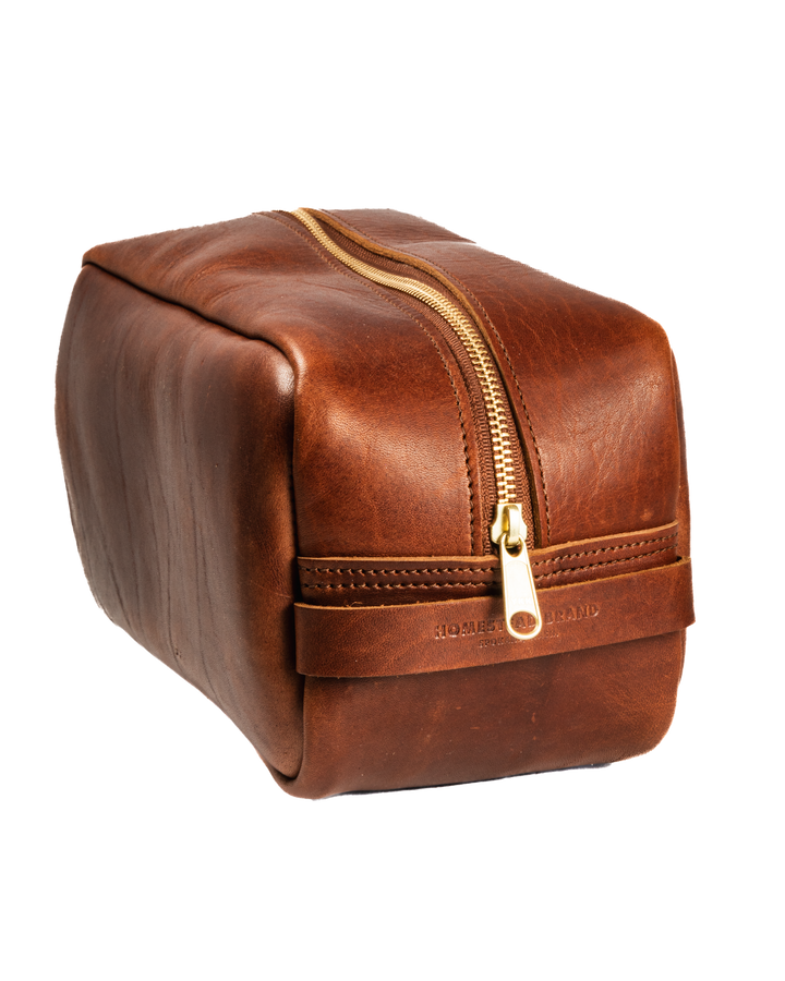 dopp kit brown side view #color_brown