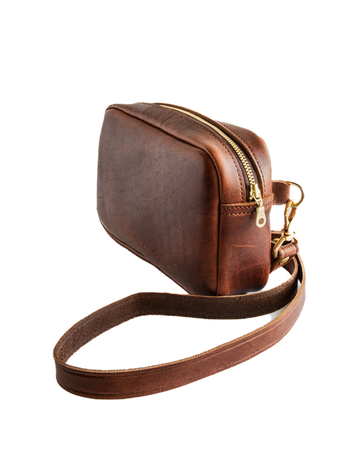 belt bag angled #color_brown
