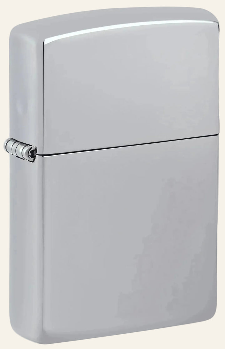 chrome zippo lighter with closed lid 